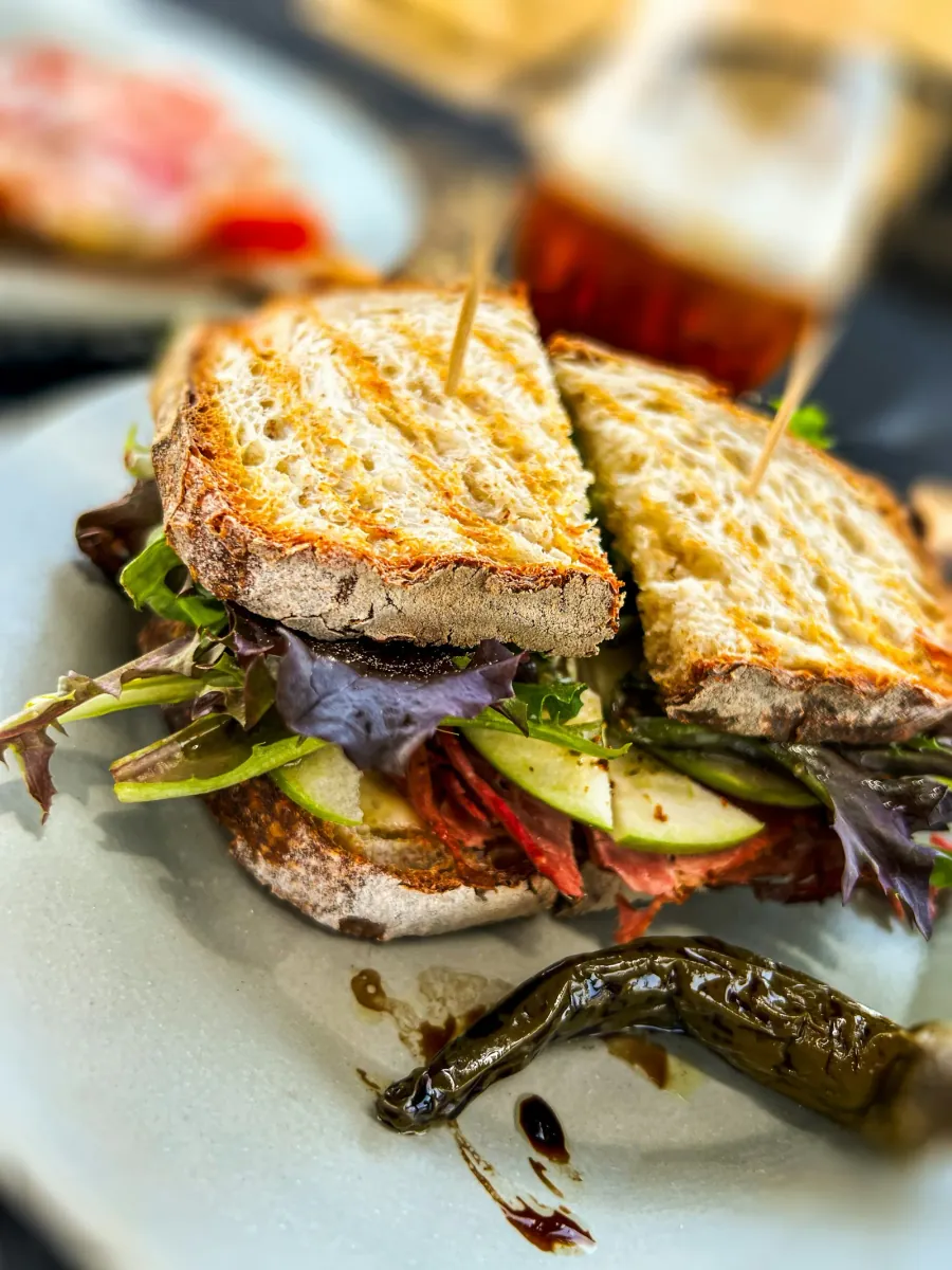Panini salé grillé